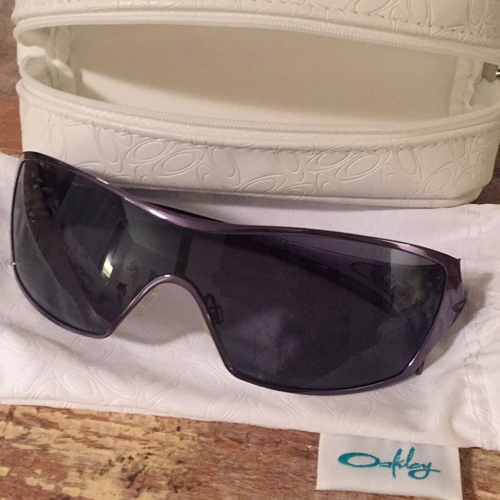 Oakley Dart Ladies Sunglasses